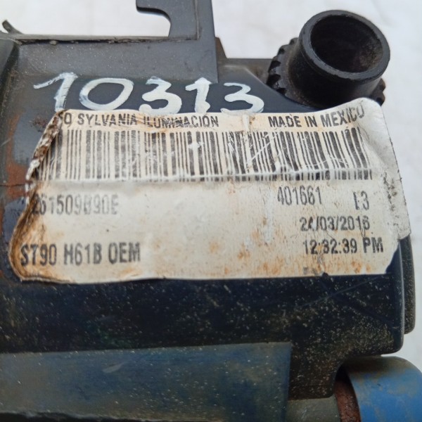 Farol Milha Direito Ford Nissan Livina 2012 2013 2014 A 2018