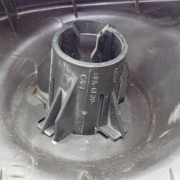 Capa Moldura Interno Direito Ford Ka 2014 A 2020