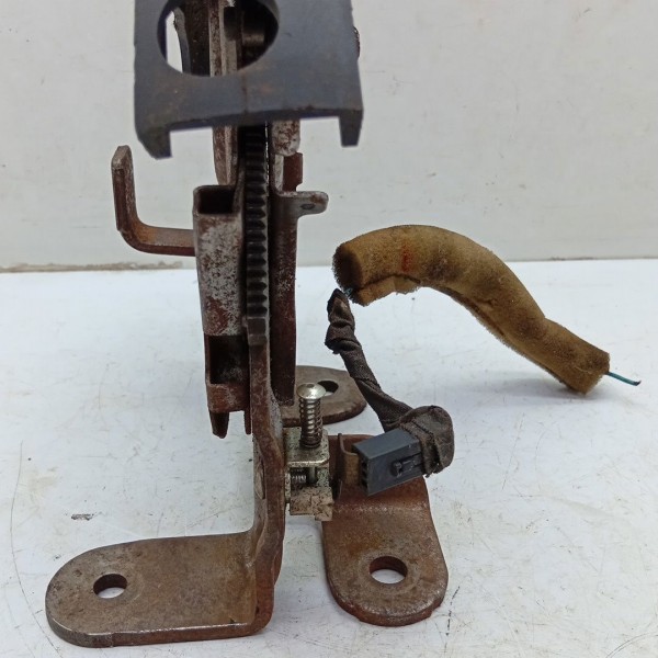 Alavanca Freio Mão Nissan March Versa 2011 2012 2013 A 2020