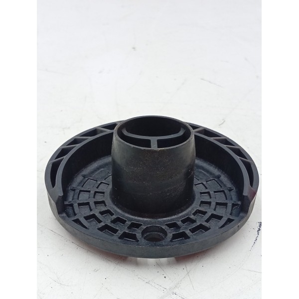 Calço Mola Tras Mercedes C180 2015 A 2019