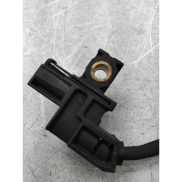 Cabos Com Suporte Do Abs Traseiro Mercades C180 15/19