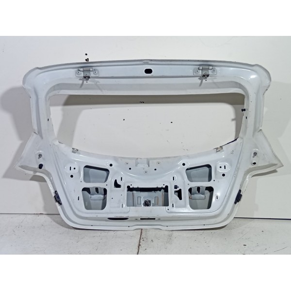 Tampa Traseira Chevrolet Onix Lt 2013 A 2019