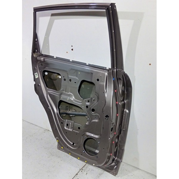 Porta Tras\esq Chevrolet Captiva 2008 A 2014 Traseira Esquerda