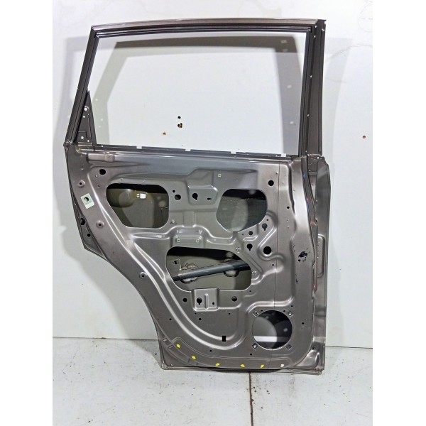 Porta Tras\esq Chevrolet Captiva 2008 A 2014 Traseira Esquerda