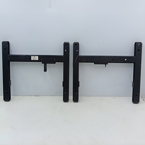 Trilho Do Banco Dianteiro (le) Vw Amarok 17/24 2h6881033b