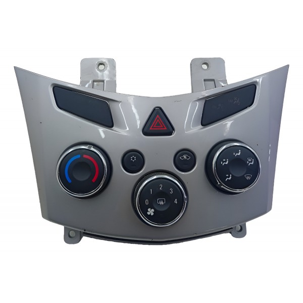 Comando Ar Condicionado Tracker 2014 2015 A 2016 Original