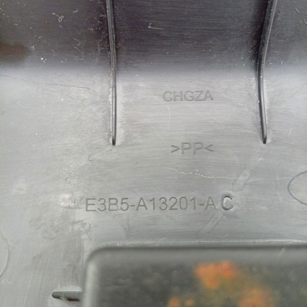 Soleira Dian\esq Ford Ka 2014 A 2022