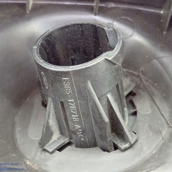 Moldura Int Retrovisor Dian\esq Ford Ka 1.0 2014 A 2022