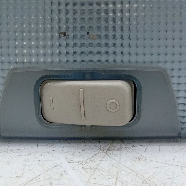 Luz Cortesia Interna Ford Ka 2015