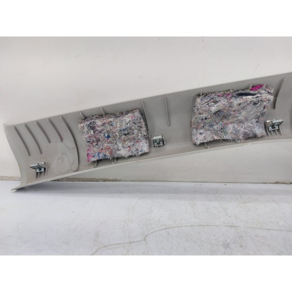 Acabamento Coluna Parabrisa Lado Direito Ford Ka 2014 A 2022