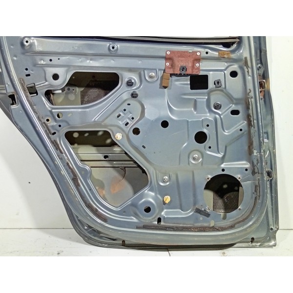 Porta Tras\esq Renault Sandero 2010 A 2015 - Traseira - Esquerda
