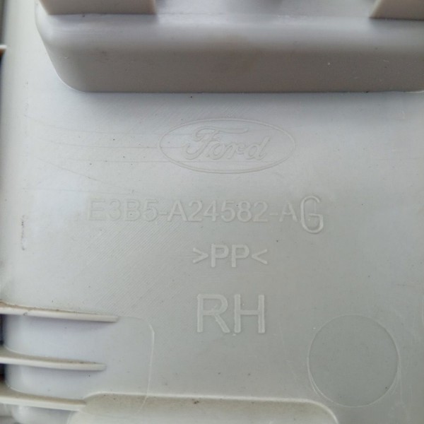 Moldura Coluna Dir Ford Ka 2014 A 2022