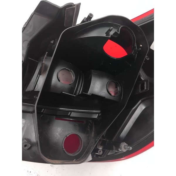 Lanterna Lado Esquerda Ford Ka 2014 A 2022