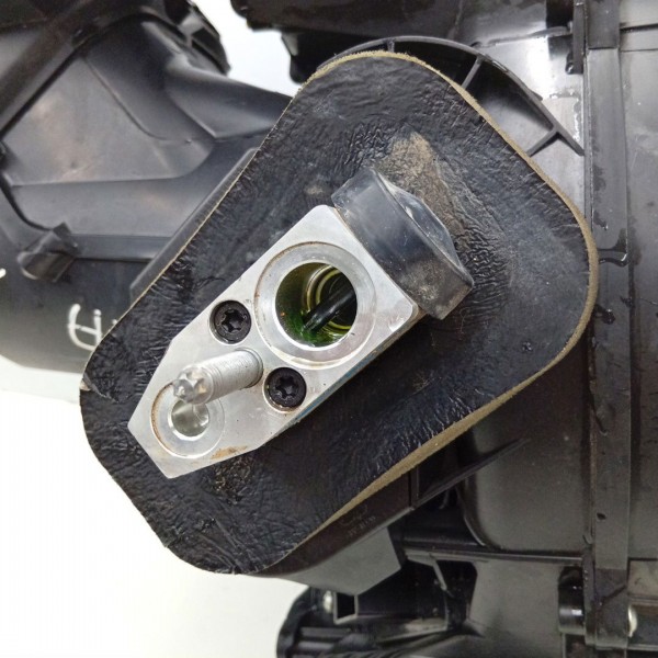 Caixa Ventilação Ar Condicionado Ford Ka 2014 A 2022