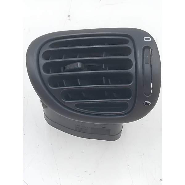 Difusor Ar Lateral Esq Peugeot 206 2001 A  2006
