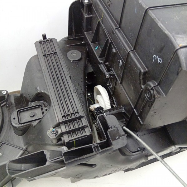 Caixa Evaporadora Ar Condicionado Vw Polo 2015 2016 A 2020