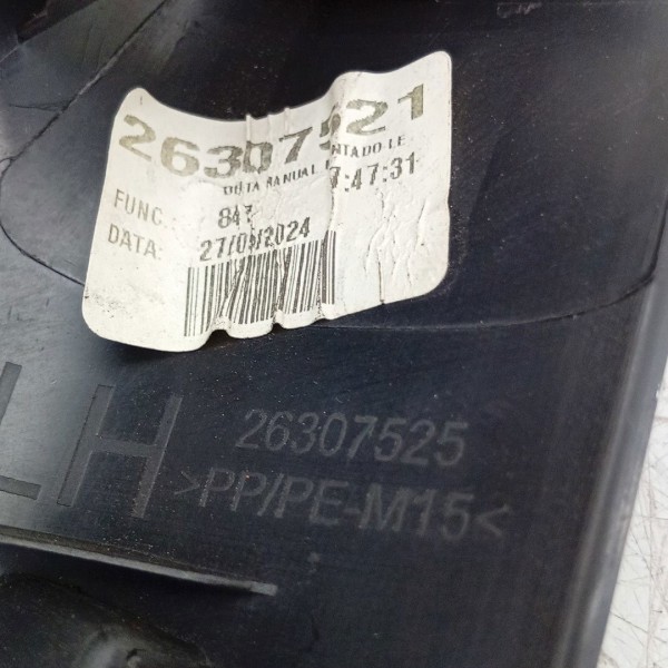 Moldura Retrovisor Esquerdo Gm Onix 2020 A 2023