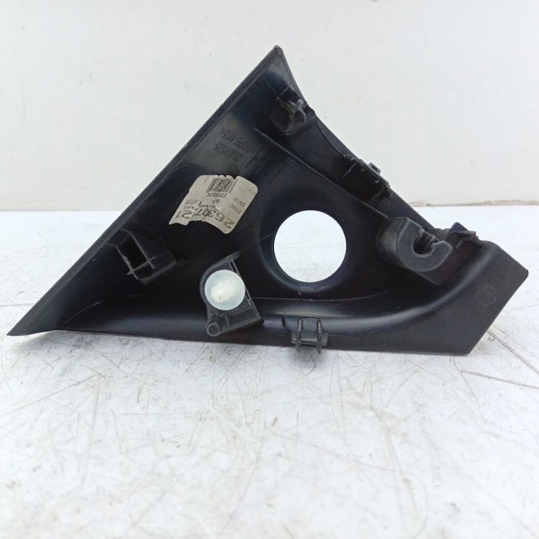 Moldura Retrovisor Esquerdo Gm Onix 2020 A 2023