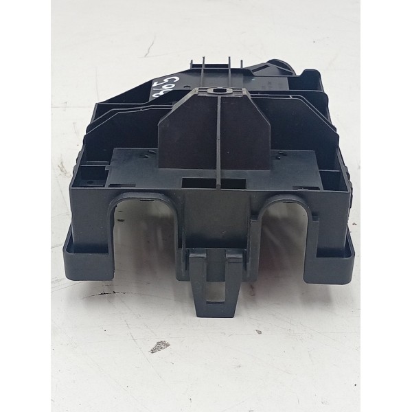 Suporte Caixa De Fusiveis Chevrolet Tracker 2016 A 2019