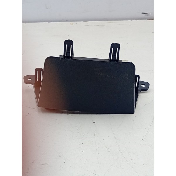 Moldura Usb/ Acendedor  Chevrolet Tracker 2014 A 2018