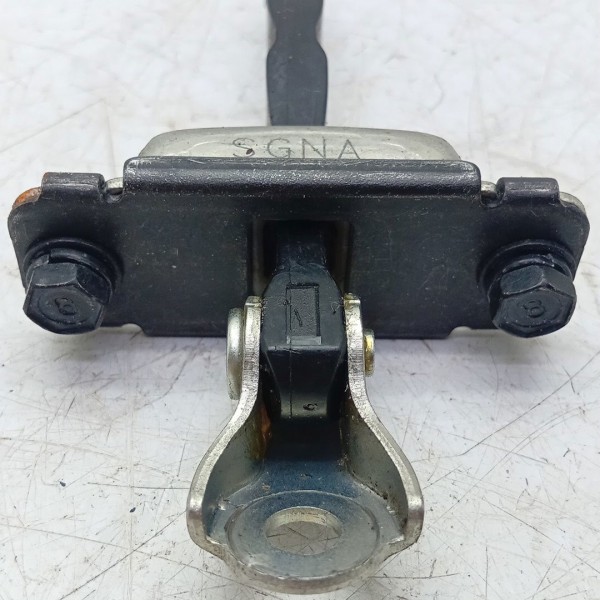 Limitador Porta Trasseira Esquerda Hb20 2012 A 2020