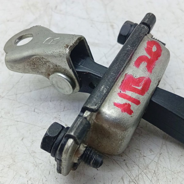 Limitador Porta Trasseira Esquerda Hb20 2012 A 2020