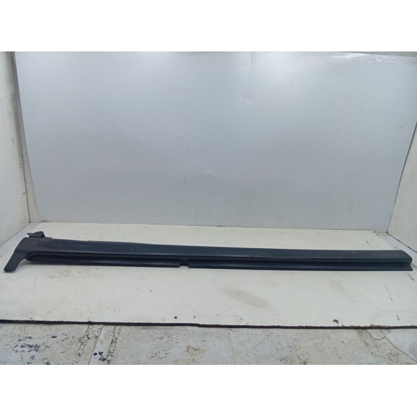 Spoiler Lateral Esquerdo Hyundai Hb20s  2006 A 2017