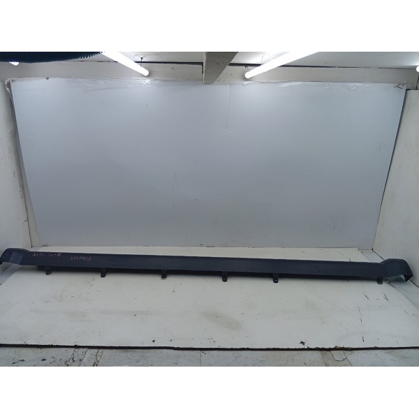 Spoiler Lateral Esquerdo Fiat Freemont  2009 À 2015