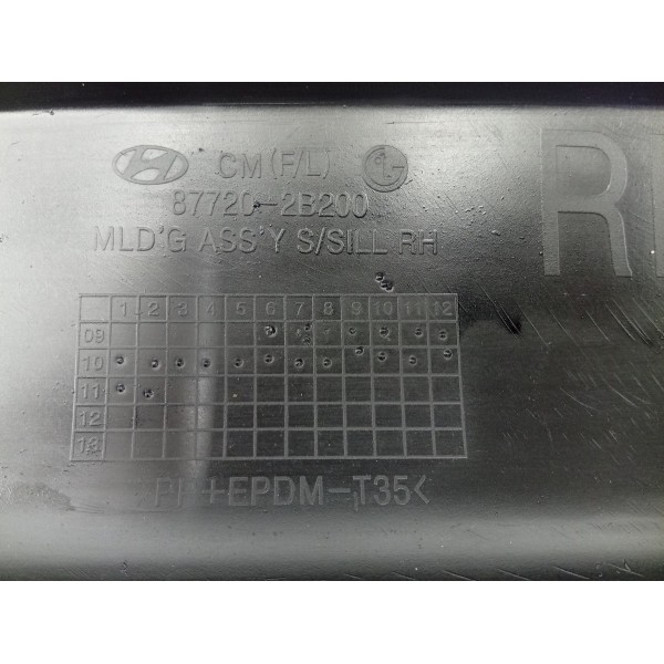 Spoiler Lateral Direito Hyundai Santa Fé 2011 A 2012