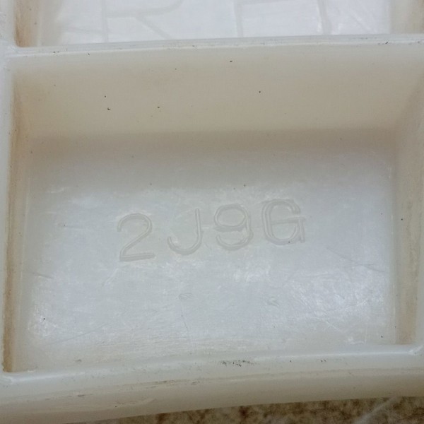 Guia Parachoque Traseiro Direito Pajero Full 2012