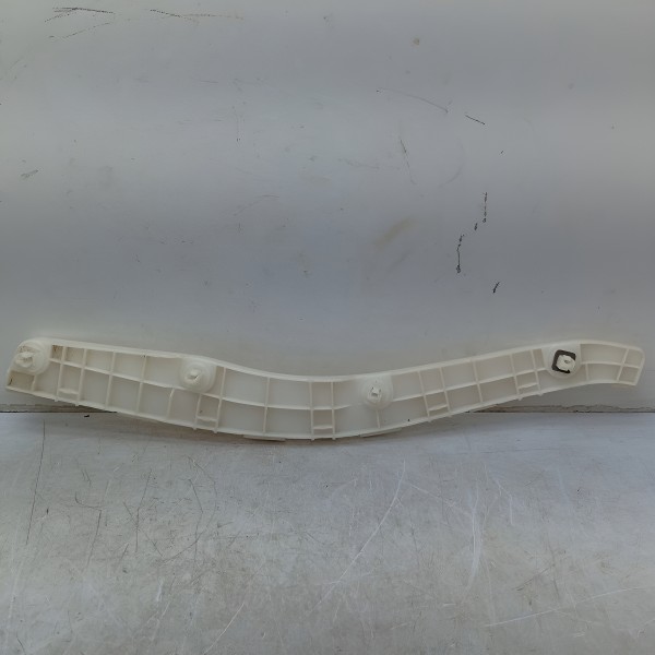 Guia Parachoque Traseiro Direito Pajero Full 2012