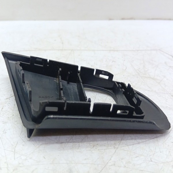 Moldura Coluna Traseira Do Vidro Renault Duster 2015 A 2018