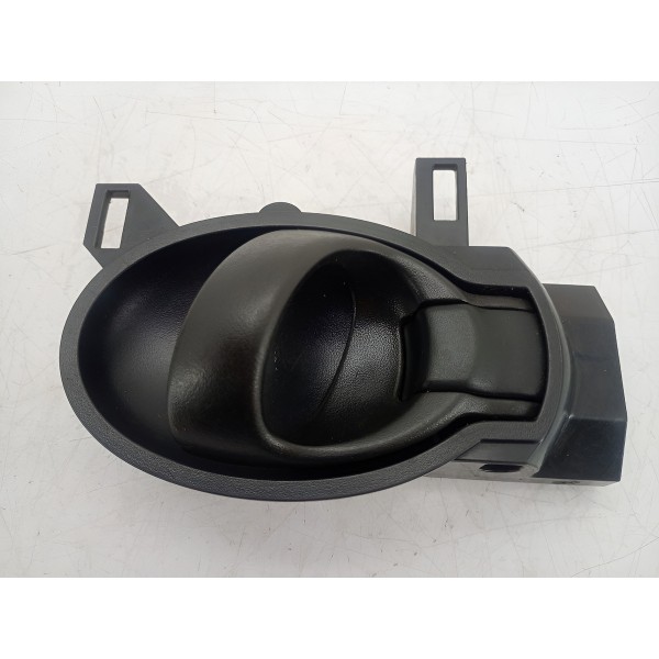 Maçaneta Int Dianteira/traseira Esq Nissan Versa 2017/21