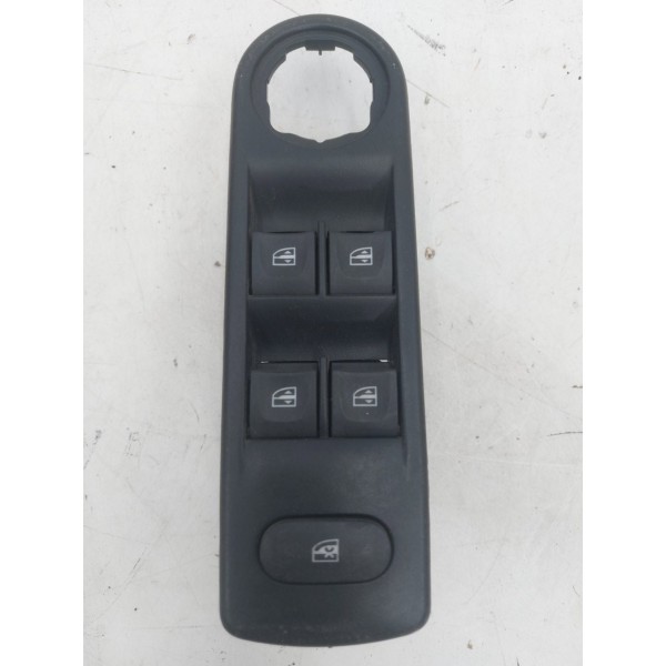 Comando Botão Interruptor Vidro Dianteiro L.e. Captur 17\20