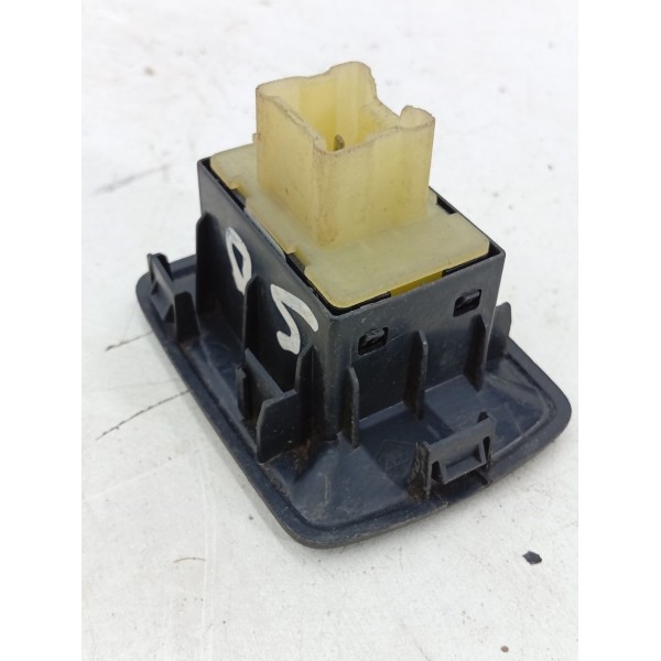 Botão Vidro Dianteiro Direito Renault Sandero 2014 15 A 2018