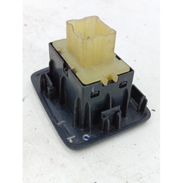 Botão Vidro Dianteiro Direito Renault Sandero 2014 15 A 2018