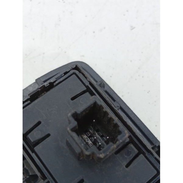 Botão Vidro Elétrico Direito Renault Sandero 2016 17 A 2021