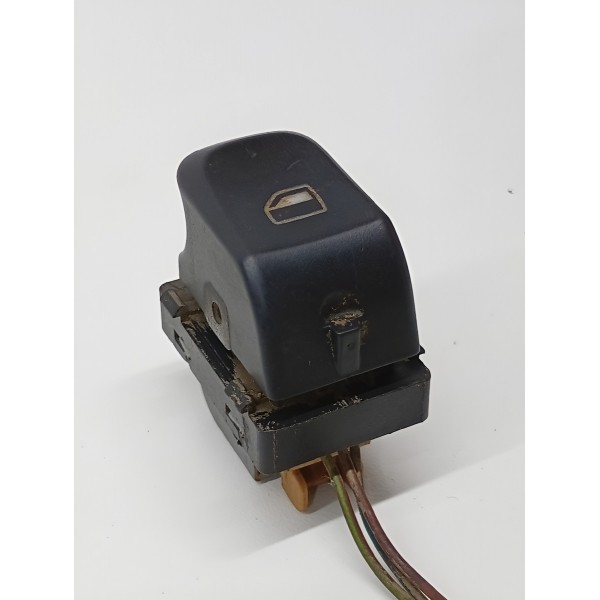 Botão Interruptor Abertura Do Porta Malas Audi A4 2015