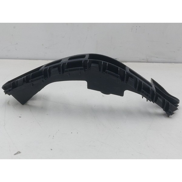 Guia De Para-choque Traseiro\esq Volkswagen Voyage 2008