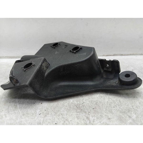 Guia Paralama Lado Direito Volvo Xc60 2008 A 2012