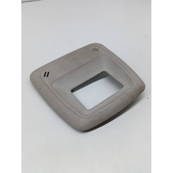 Moldura Luz Teto Cortesia Chevrolet Spin 2020 A 2023