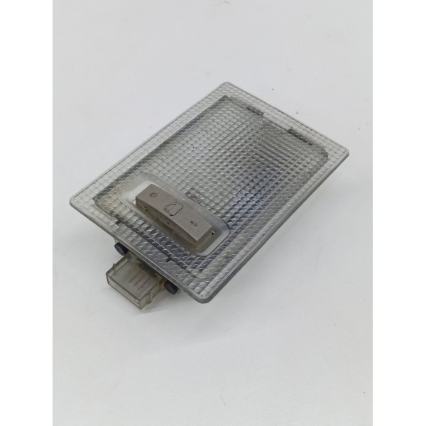 Luz Cortesia Teto Tras Chevrolet Onix 2015 A 2018