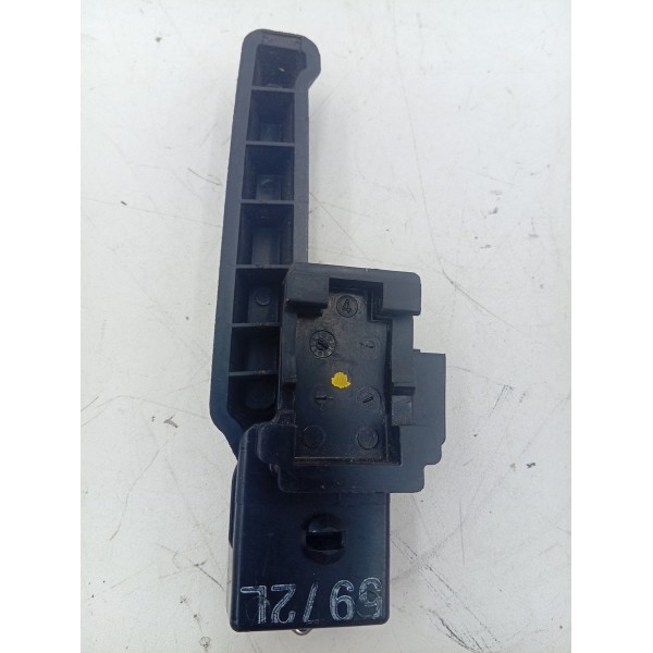 Alavanca Puxador Abertura Capô Gm Tracker 2011 2012 A 2015