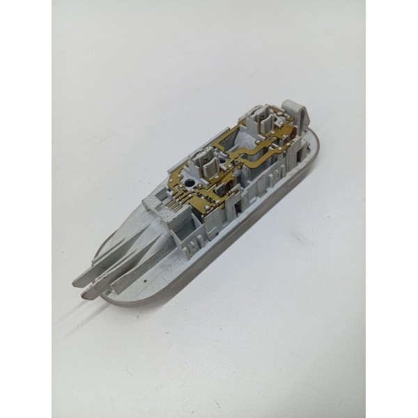 Lanterna Luz Teto Cortesia Renault Duster 2017 Peça Original