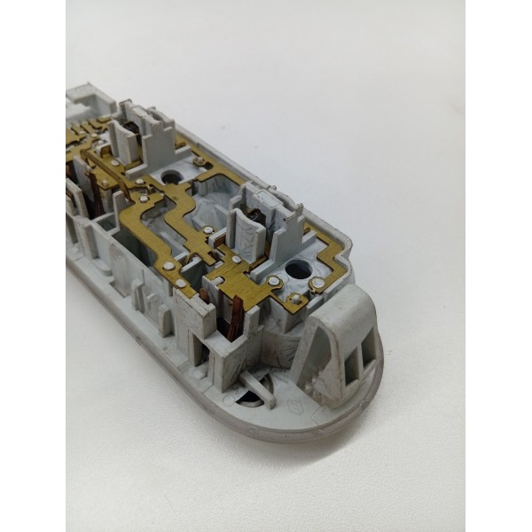 Lanterna Luz Teto Cortesia Renault Duster 2017 Peça Original