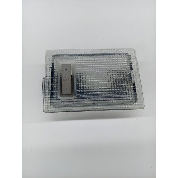 Luz Cortesia Teto Tras Chevrolet Onix 2015 A 2016