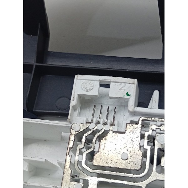 Luz Cortesía Traseira Renault Captur 2018 A 2023