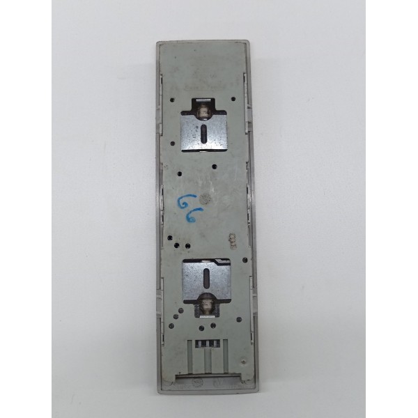 Lanterna Teto Cortesia Volkswagen Amarok 2011 2012 A 2016