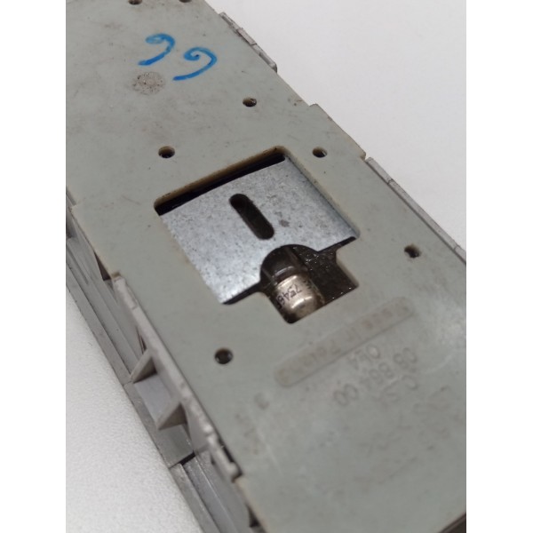 Lanterna Teto Cortesia Volkswagen Amarok 2011 2012 A 2016