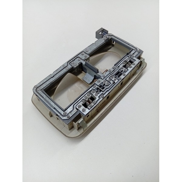 Luz Teto Cortesia Fiat Idea 2005 A 2010